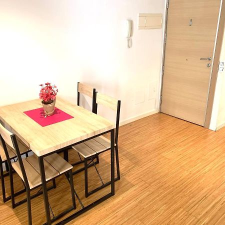 Apartment Next To Ramblas Barcelona Exteriör bild